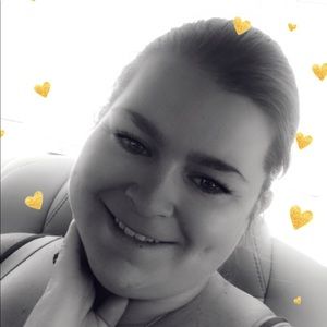 Meet your Posher, Whitney desiree